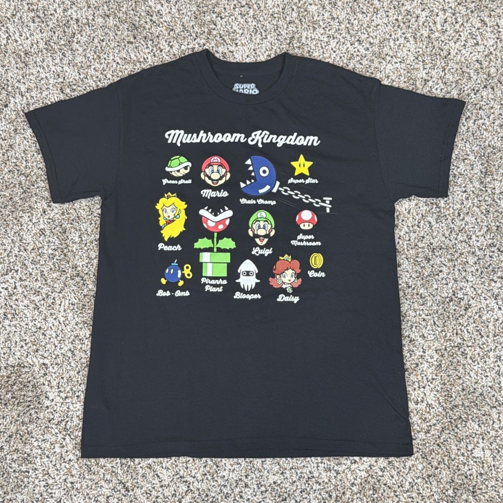 Nintendo Super Mario Mushroom Kingdom Men's Black Graphic Print T-Shirt Size Med